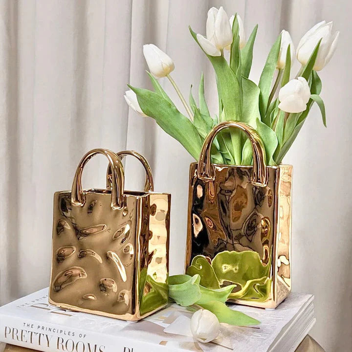 VaseLoom – Blank gulvvase med elegant, moderne form til boligstyling