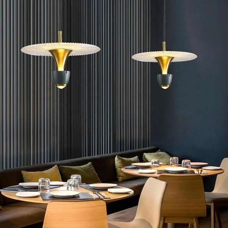 GlowLux – Moderne LED pendellampe med justerbar ledning