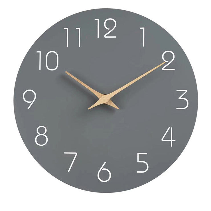 TimeAura – Moderne vægur med fede tal og elegante design