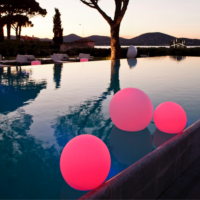 GlowSphere – Multifunktionel LED-havelys med multi-farvemuligheder til ethvert rum