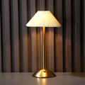 LumaGlow - Trådløs bordlampe med moderne minimalistisk design og justerbart farvelys