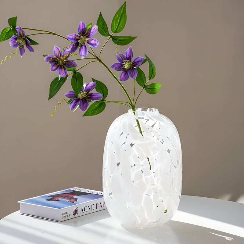 VaseLure – Glasvase med marmor-effekt til elegant boligindretning
