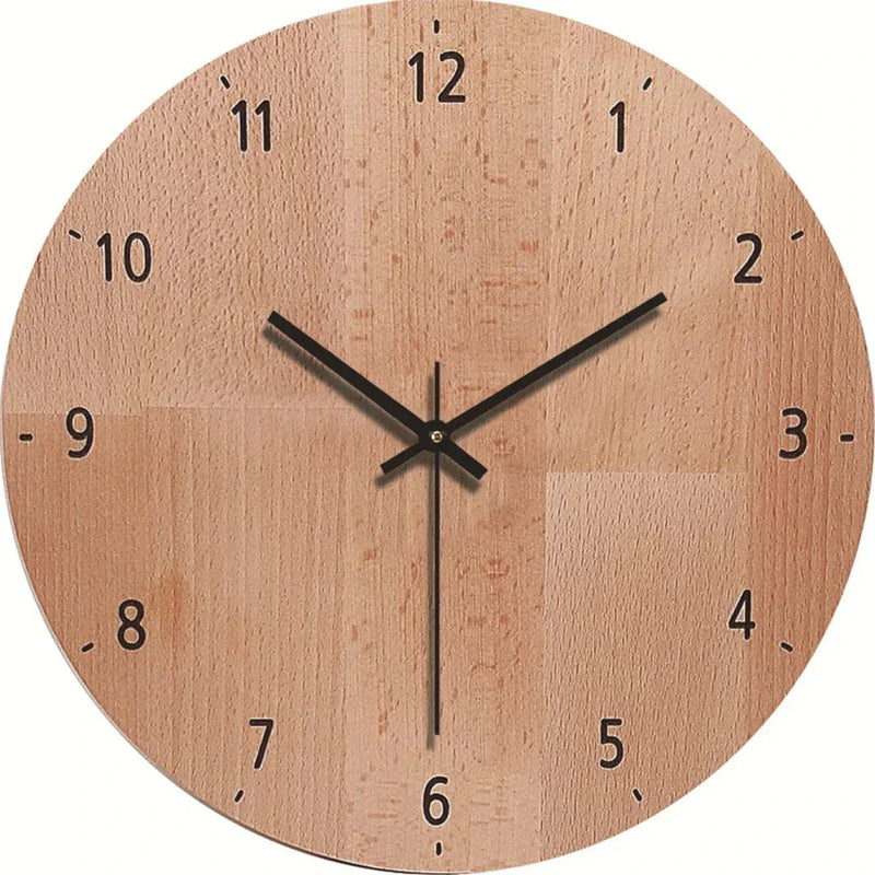 TimeCraft – Rundt vægur med store tal og rustikt design i naturligt træ