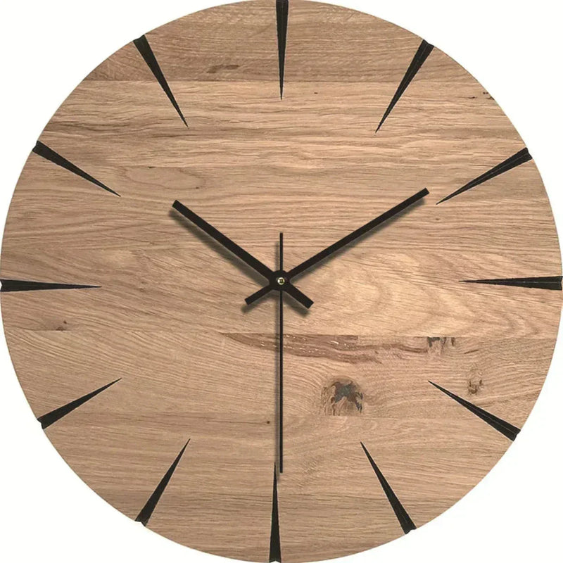 TimeCraft – Rundt vægur med store tal og rustikt design i naturligt træ