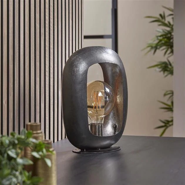GlowHaven – LED bordlampe med holdbart design for moderne elegance