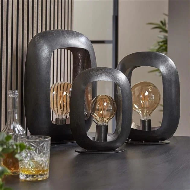GlowHaven – LED bordlampe med holdbart design for moderne elegance