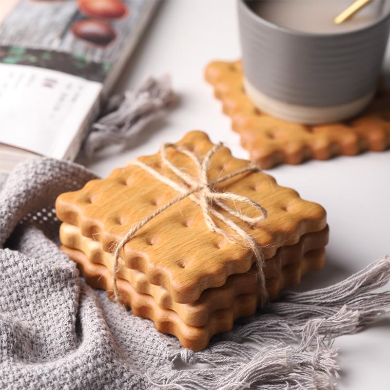 BiscuitBloom - Unikt Chokolade-inspireret Coaster Sæt