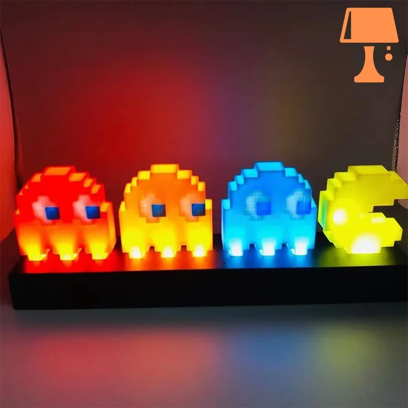 PixelGlow - Retro arkadelampe med levende pixeldesign til nostalgisk indretning