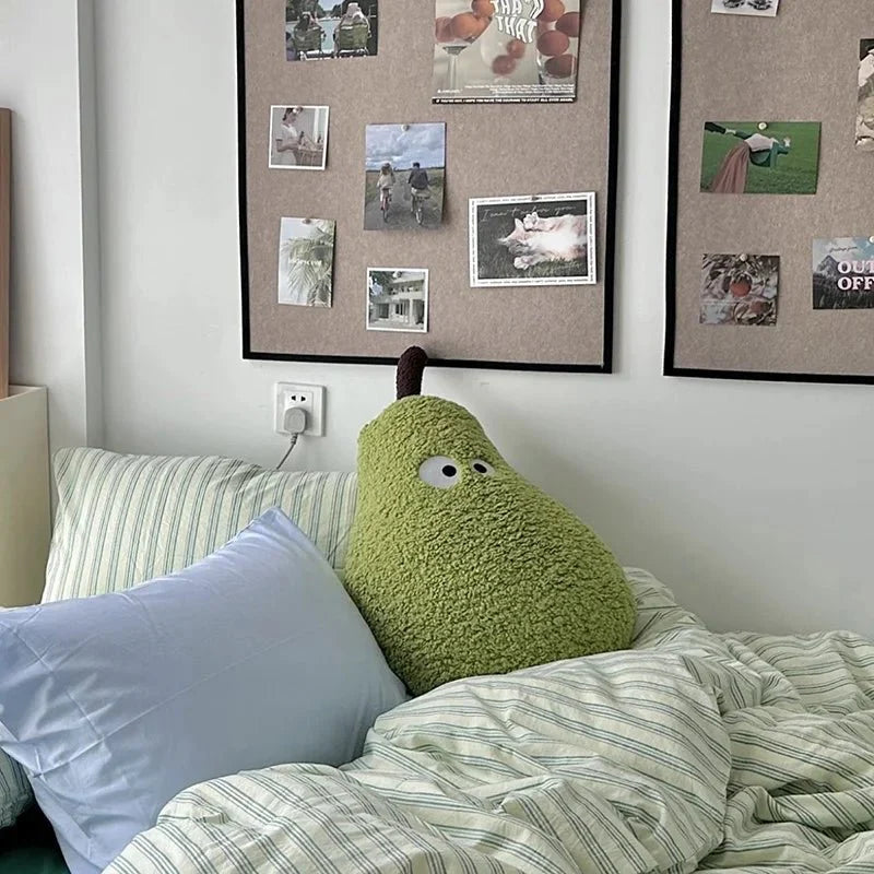 PlushNest – Stilfuld stor pæresofapude med afrundede kanter