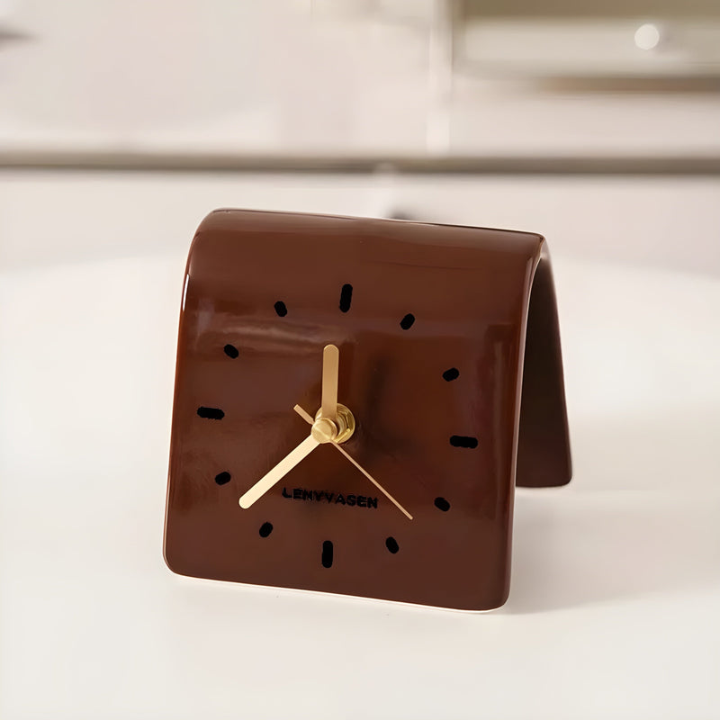 TimeMuse - Kunstnerisk moderne bordur med minimalistisk rundt design