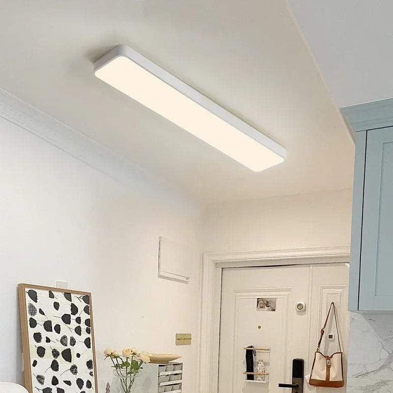 VisionBright - Loftlampe med Elegant Minimalistisk Design og Justerbar Lysstyrke