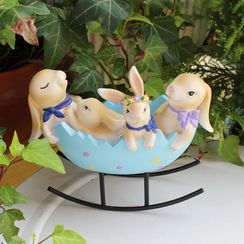 BunnyCharm - Livagtig kaninpynt med påskeelementer til finurlig dekoration