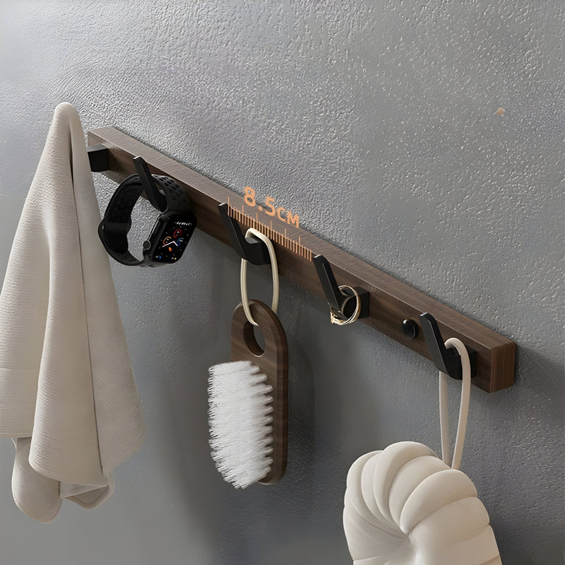 WalnutWisp - Minimalistisk vægkrog med naturlig træåring og glat finish
