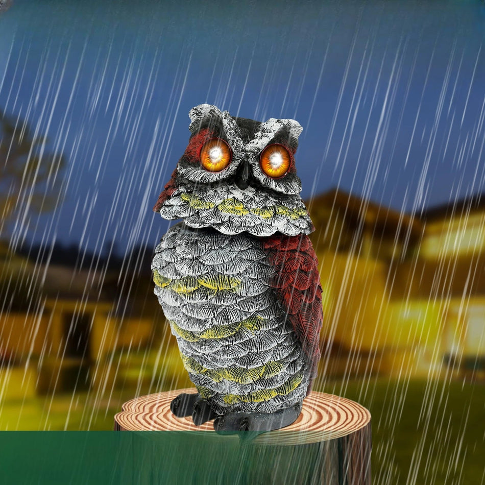 NightGlare – Solcelledrevet uglefigur med automatisk belysning til haveatmosfære