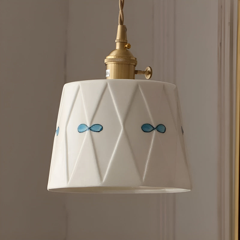 ZenAura - Elegant pendellampe med klassisk mønstret keramisk design