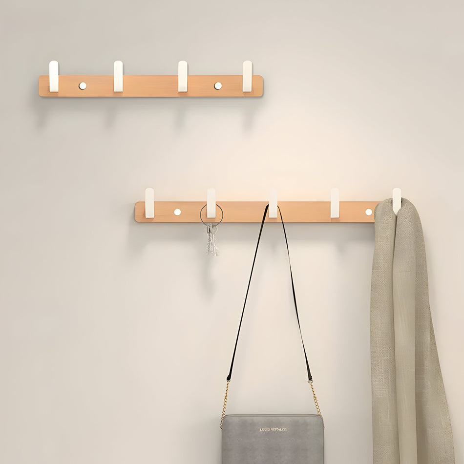 WalnutWisp - Minimalistisk vægkrog med naturlig træåring og glat finish