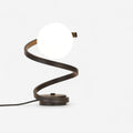 GlowCircle – LED bordlampe med rundt design og afbryderknap