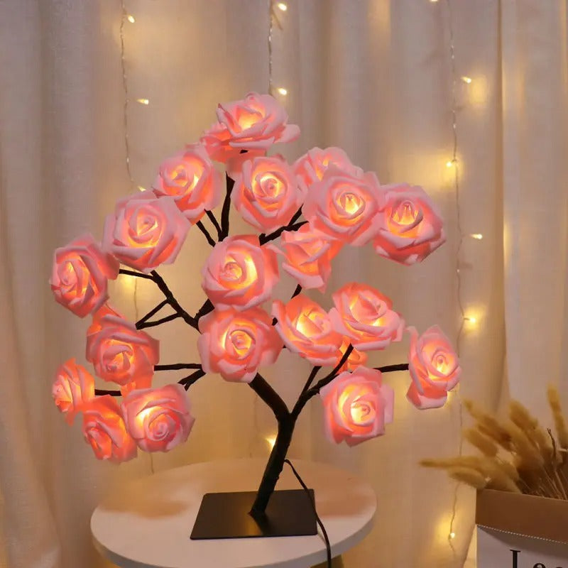 BloomLight - Naturinspireret bordlampe med blomsterdesign