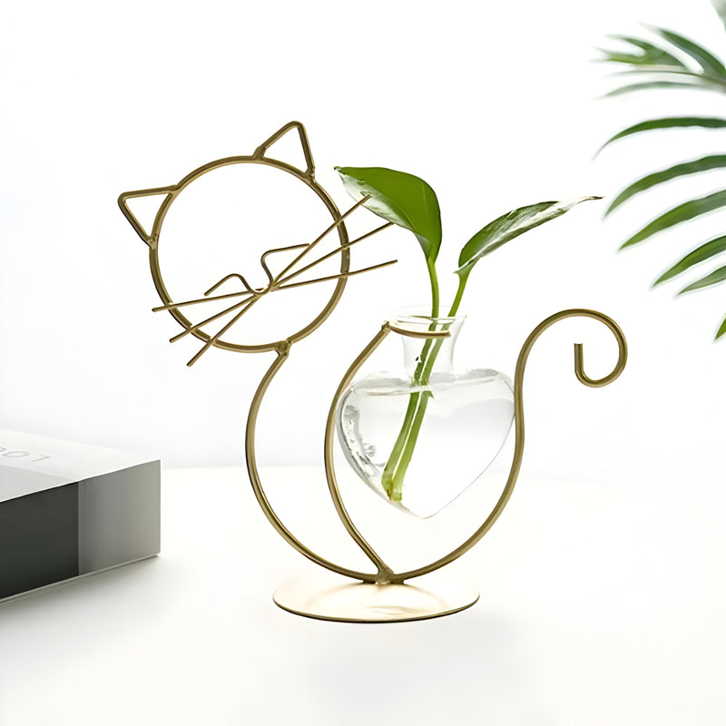 PawBloom – Hjerteformet glasplantekasse med katteinspireret holder