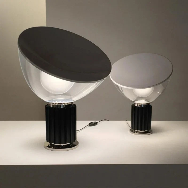 Lumeo - Ikonisk bordlampe for tidløs elegance