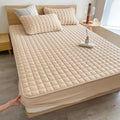 CozyRest – Åndbart quiltet madrasbetræk for bedre søvn