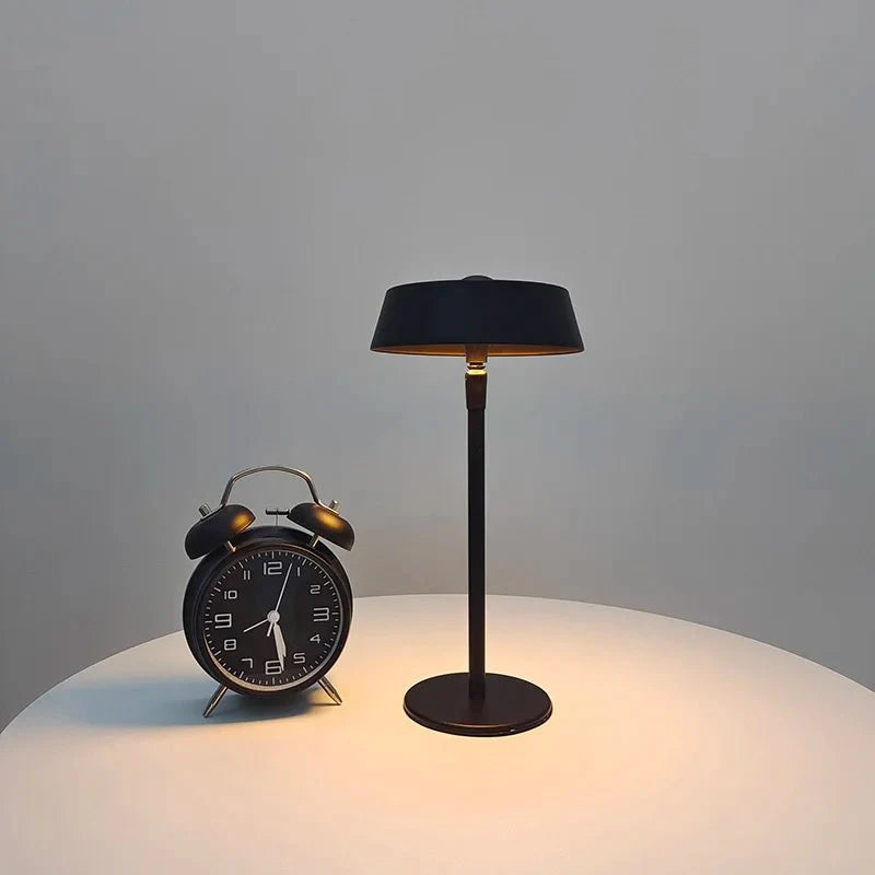LumoGlow - Minimalistisk bordlampe til blød, omgivende belysning