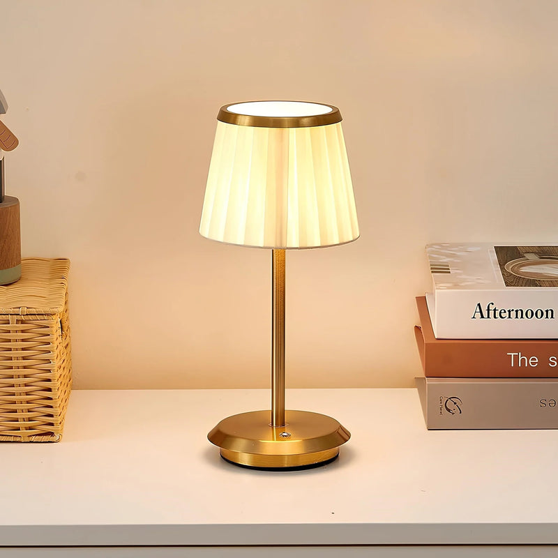 AuraNest – Elegant berøringskontrolbordlampe med tre justerbare lysindstillinger
