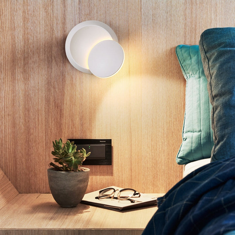 LumeGlow – moderne væglampe med minimalistisk design og blød glød