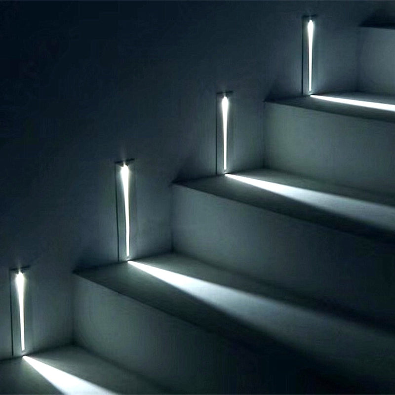 LumoStep – Moderne LED-trappelampe til sikker og stilfuld belysning