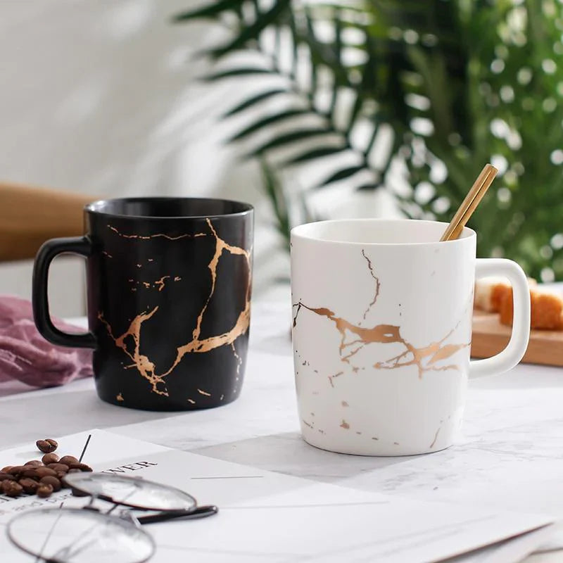 StoneAura – Elegant kaffekrus med slående mønster og blank finish
