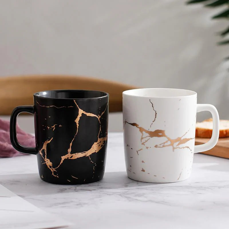 StoneAura – Elegant kaffekrus med slående mønster og blank finish