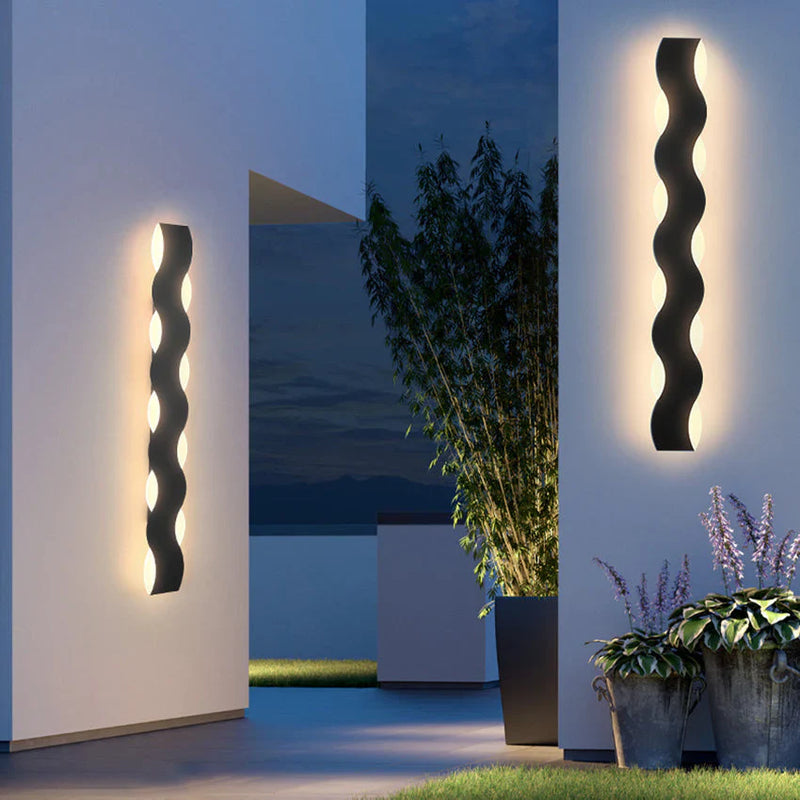 WaveBright – Bølgeformet væglampe for et elegante look