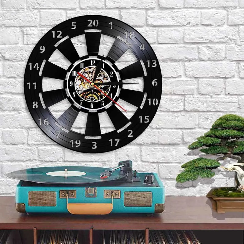 TimeArt – Vintage Dart vægur med lydløs bevægelse og udskifteligt lys