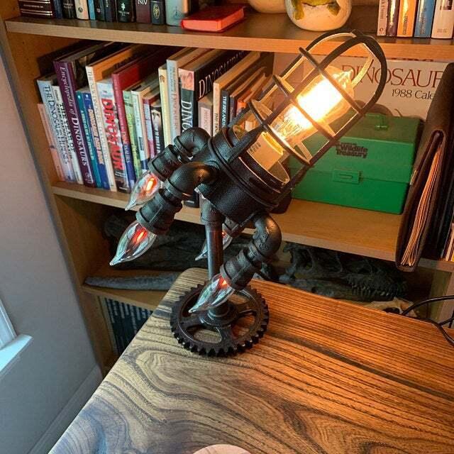 RocketGlow - Håndlavet Steampunk raketlampe med antik Edison pære