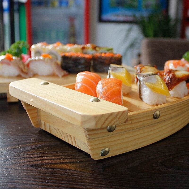HamakoBoat – Sushi-serveringsbåd med elegant form og traditionel charme