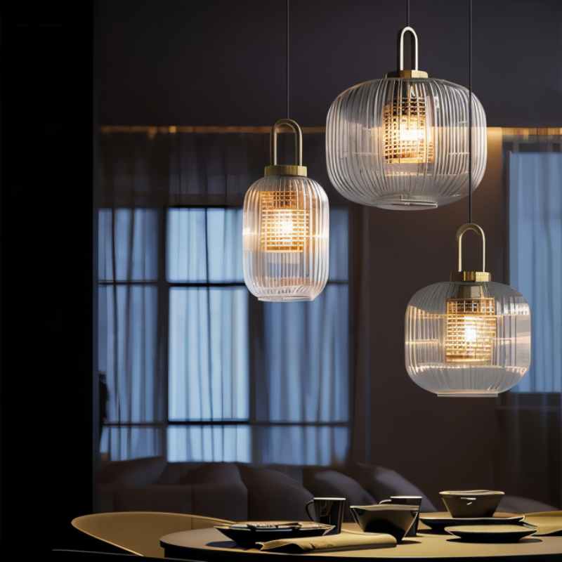GlowVerre – Retro pendel med struktureret skærm og varm gylden accent