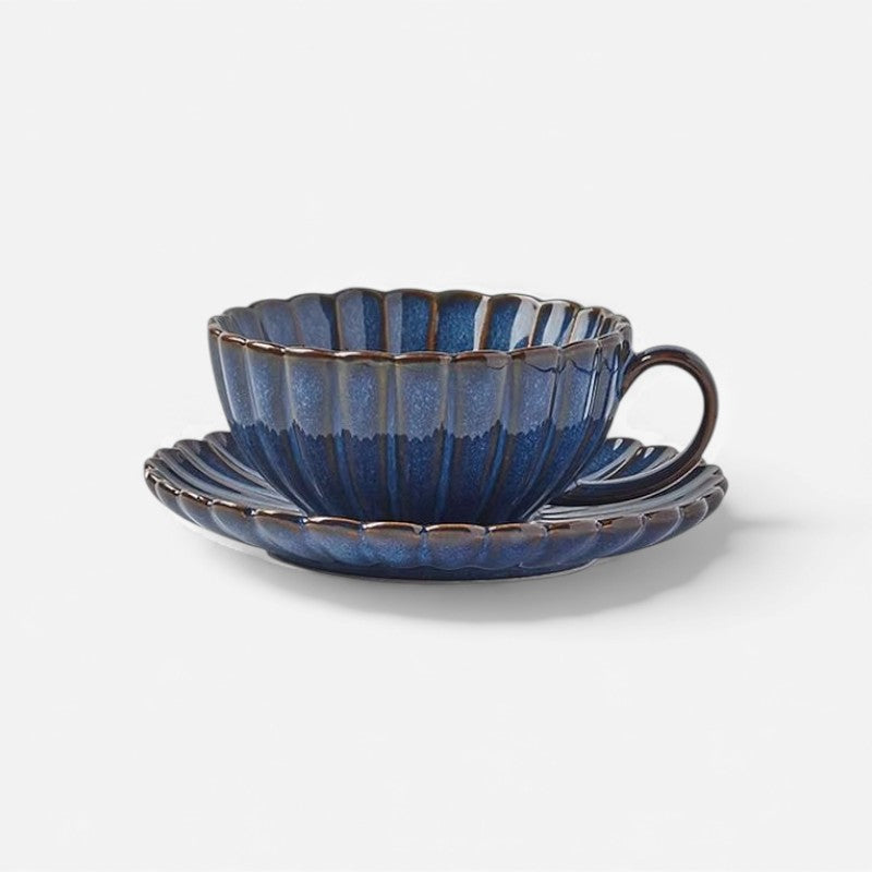 CupAura - Kaffekop med Tallerken og Håndtag