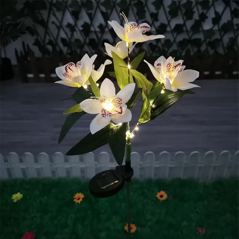 OrchidGlow – Solcelledrevet Orkidéhavelys med Farveskiftende LED’er