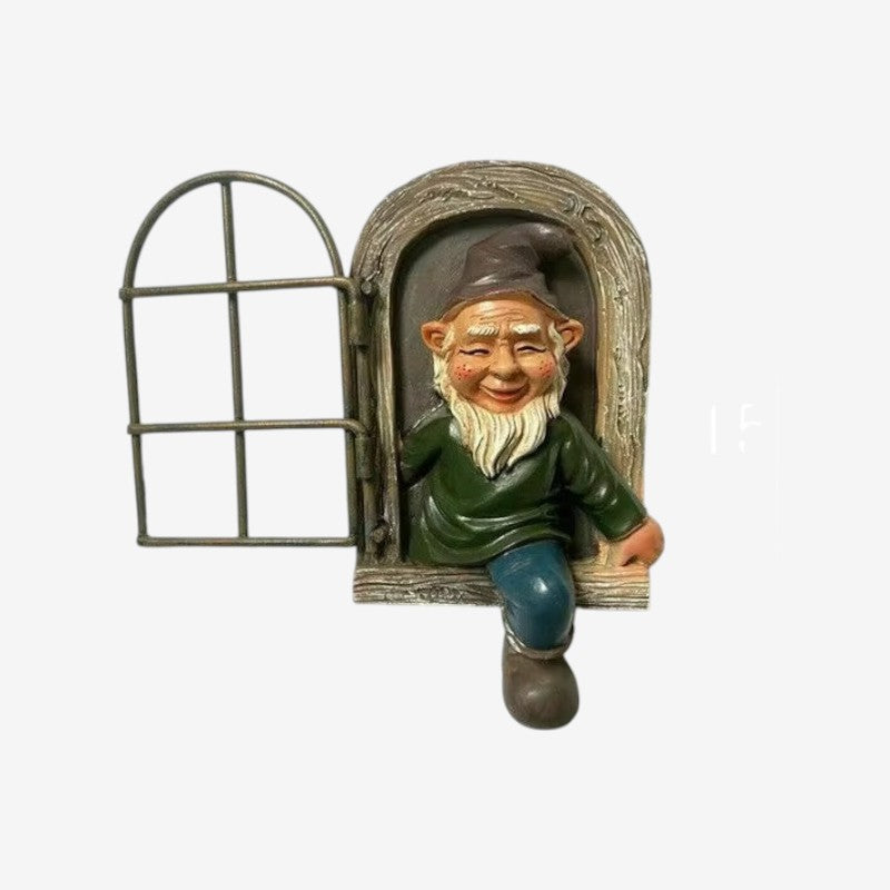ElfNest – Kreativ Elverstatue med Vindue og Dekorativt Design