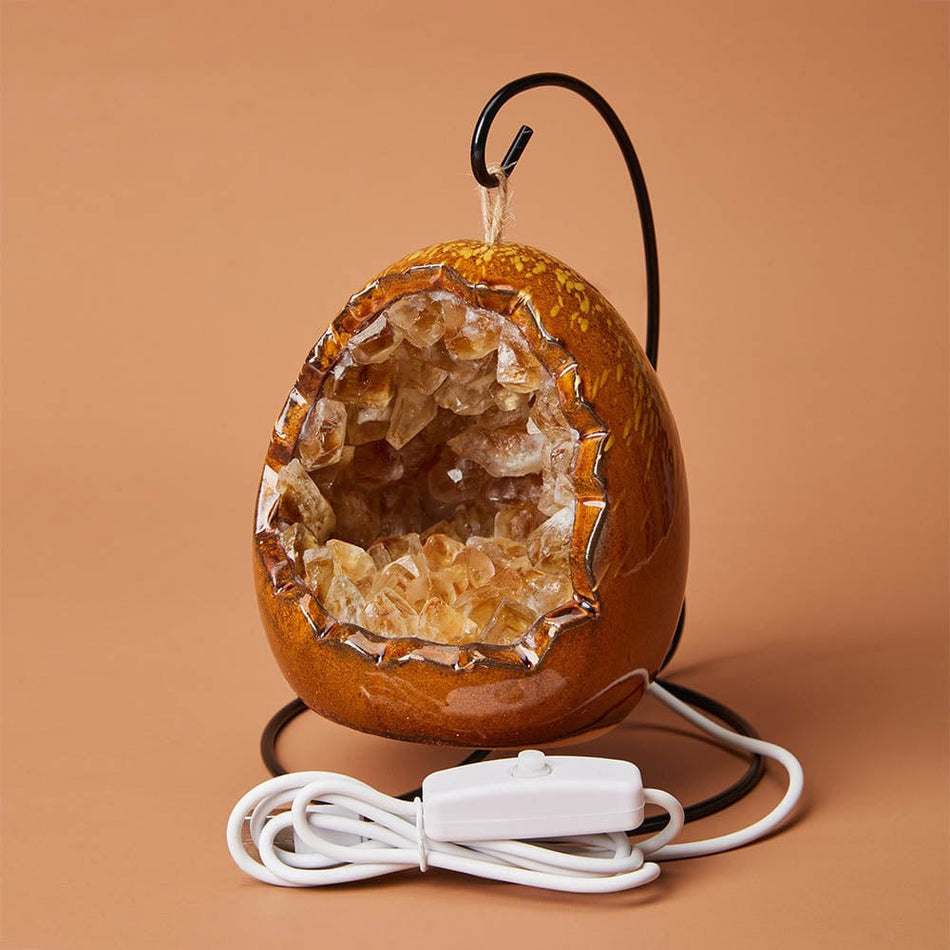 LumiEgg - Krystallys med magisk glød og ophæng