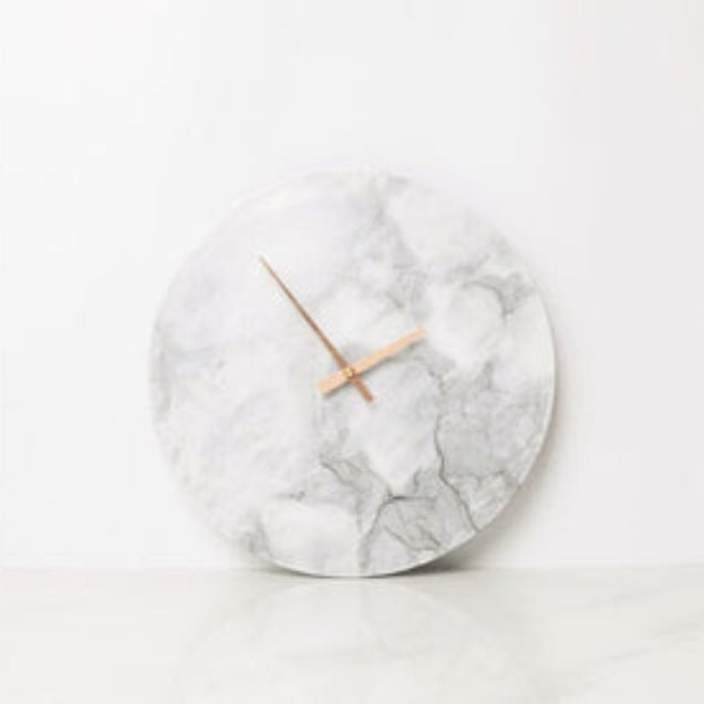 TimeGrove – Elegant vægur med stilfuldt design til moderne steder